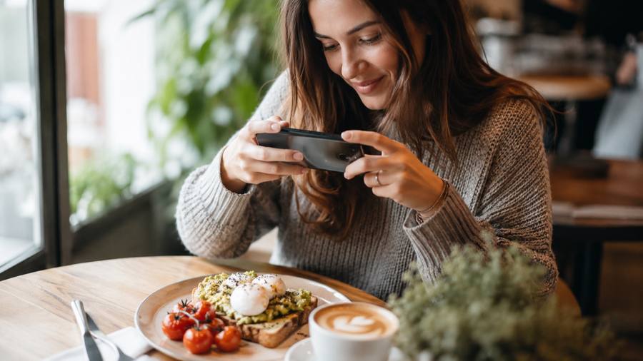 Instagram hikâye ve gönderiye konum ekleme